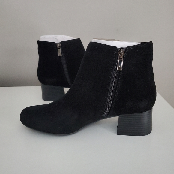 Kenneth Cole Shoes - Kenneth Cole Road Stop booties NWOB